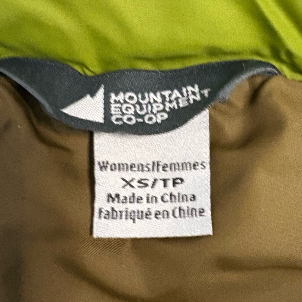 MEC Down Puffer Vest Women’s XS | Olive Green Lightweight Packable Outdoor - Picture 7 of 9
